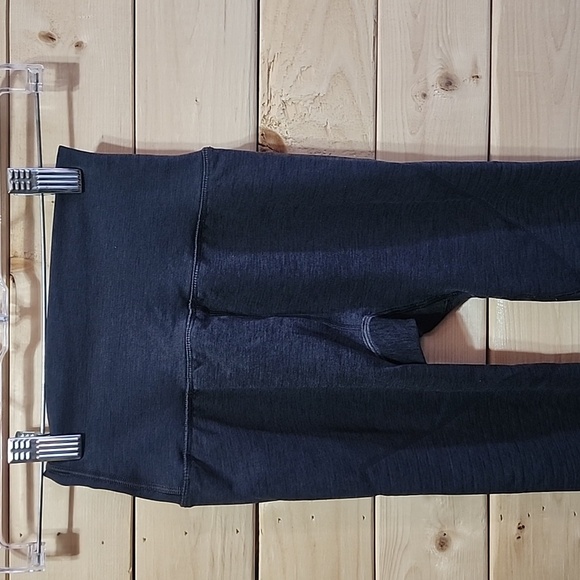 Alphalete Leggings Women's Size extra small skinny leg - Picture 4 of 5